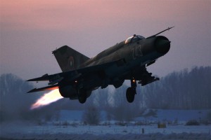 Излитане на форсаж на МиГ-21бис 